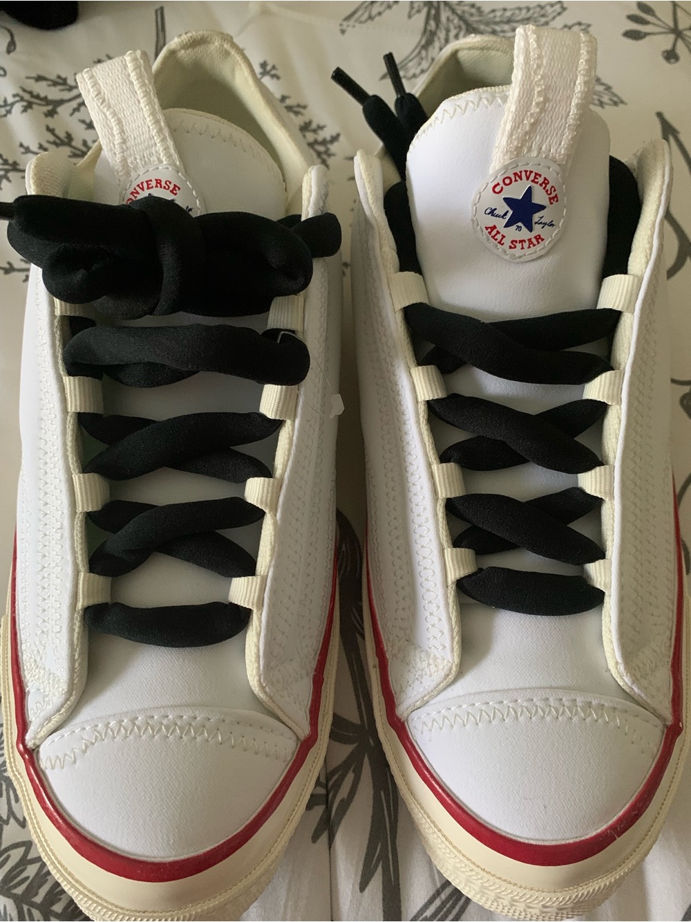 Converse White Red Low-Top Athletic Sneakers with Black Laces